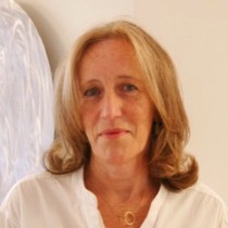 Alt image
